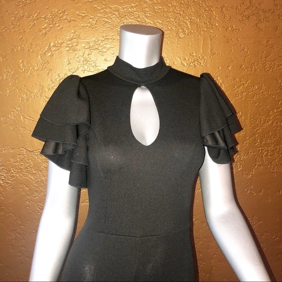 Papayon Poly stretch jumpsuit and ruffle sleeves. - Picture 3 of 8